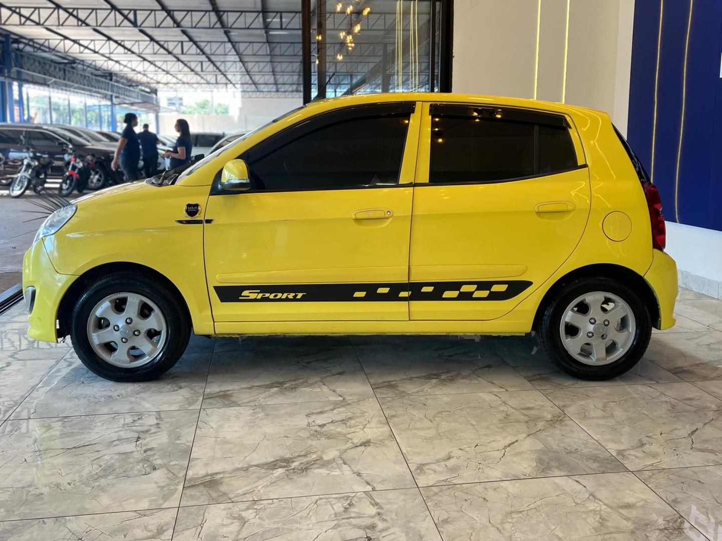 KIA Picanto EX 1.0 12v 2011 - miniatura 4