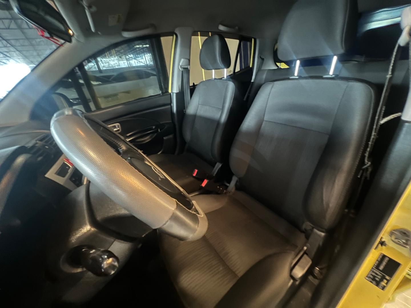 KIA Picanto EX 1.0 12v 2011 - miniatura 8