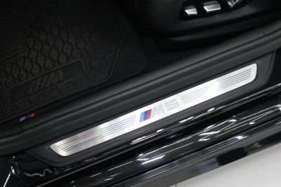 BMW M 5 4.4T V8 32v 2019 - miniatura 11