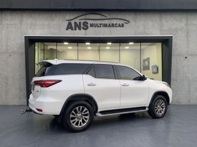 TOYOTA Hilux SW4 SRX Diamond D4-D 2.8TDi 16v 4x4 2024 - miniatura 5