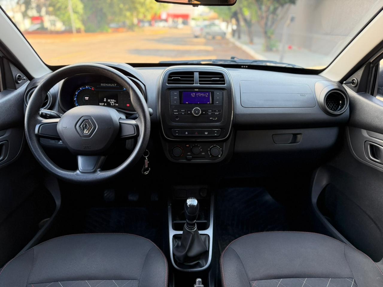 RENAULT Kwid Zen 1.0 12v 2025 - miniatura 5