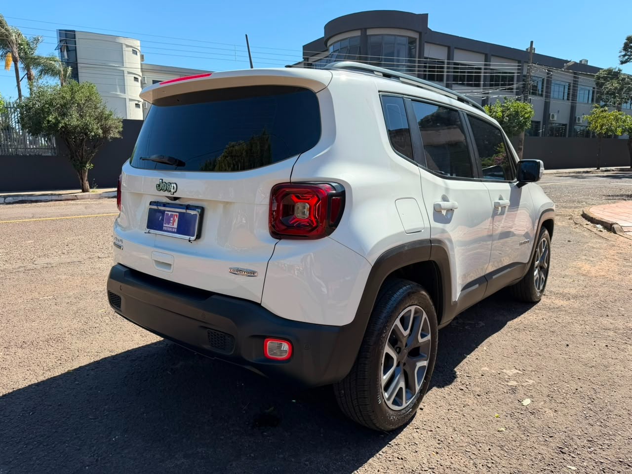JEEP Renegade Longitude 2.0TDi 16v 4x4 2021 - miniatura 4