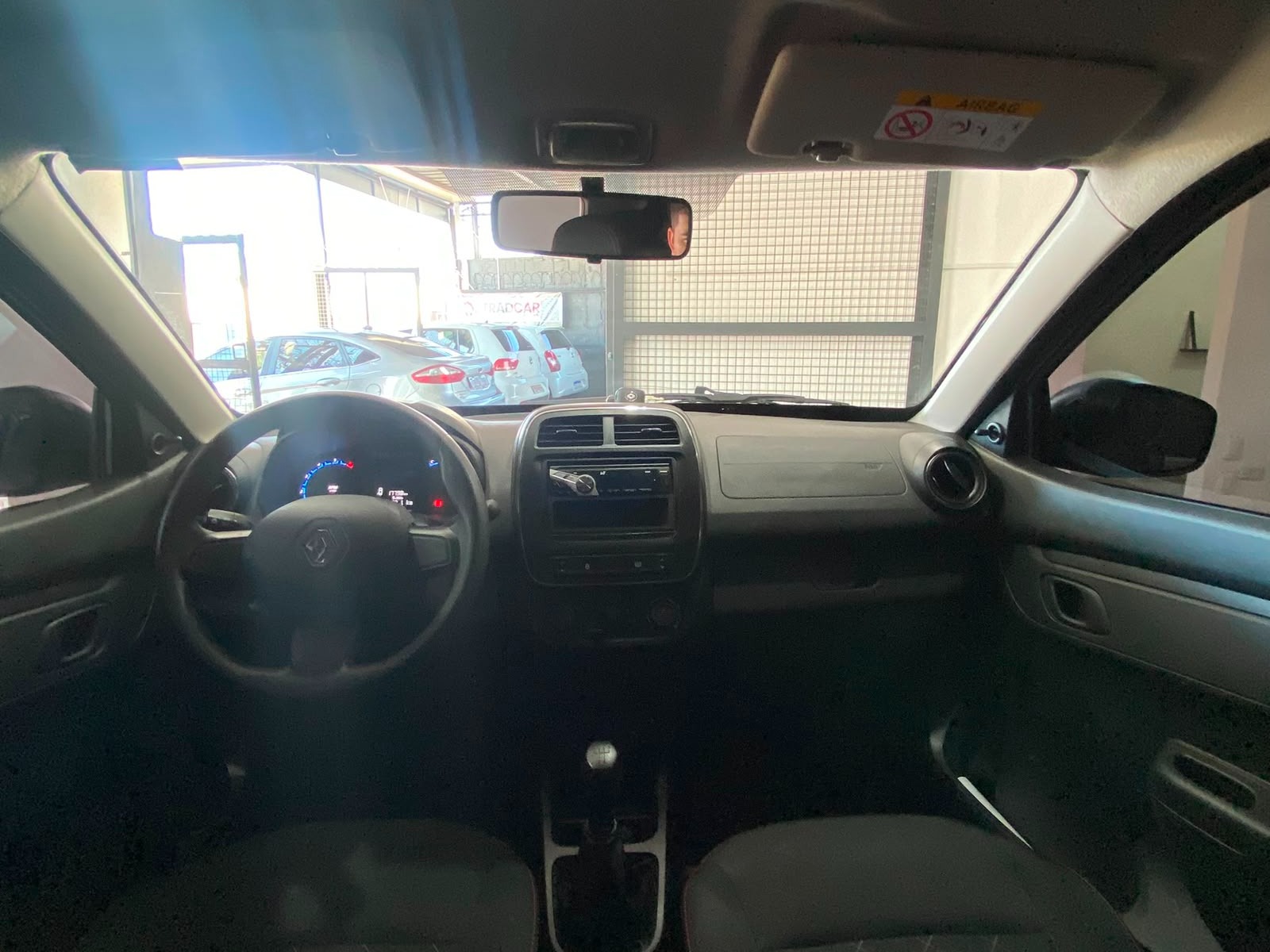 RENAULT Kwid Zen 1.0 12v 2026 - miniatura 8