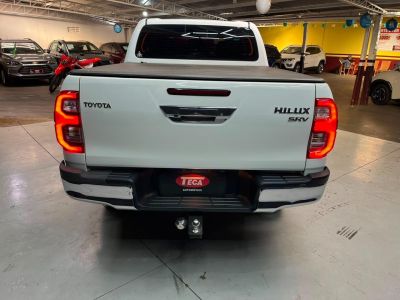 TOYOTA Hilux SRV D4-D 2.8TDi 16v 4X4 C.D. 2020 - miniatura 6
