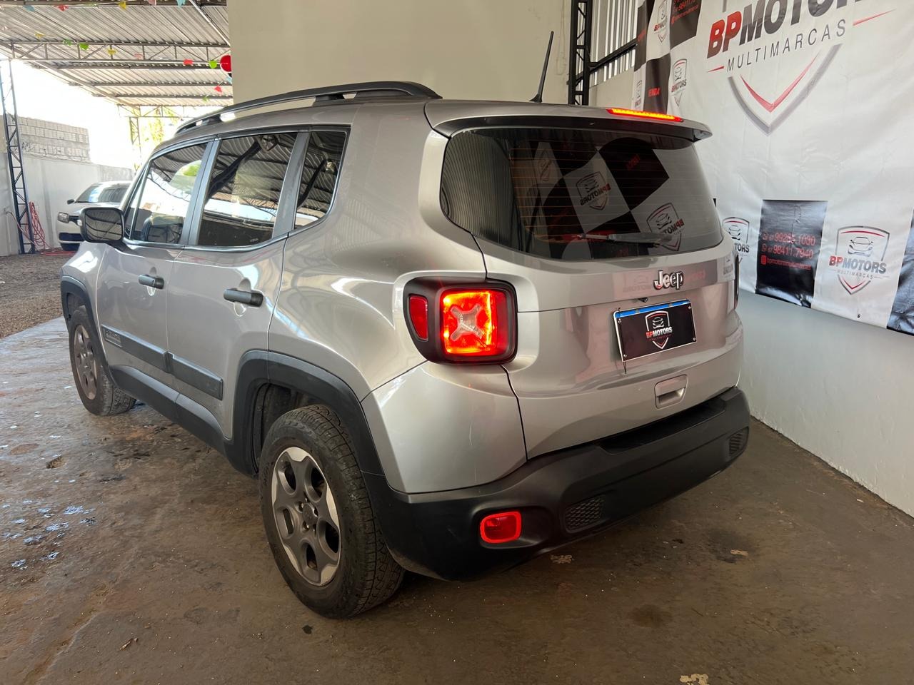 JEEP Renegade 1.8 16v 2020 - miniatura 2