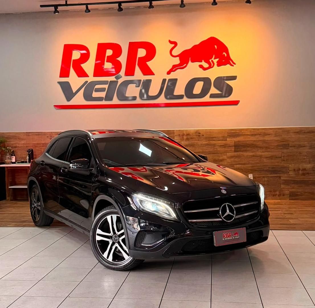 MERCEDES-BENZ GLA 200 Vision Black Edition 1.6T 16v 2015