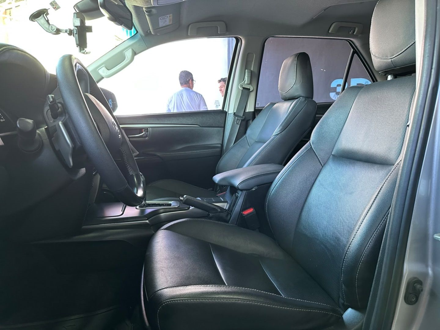 TOYOTA Hilux SW4 SRX Platinum D4-D 2.8TDi 16v 4x4 2024 - miniatura 9