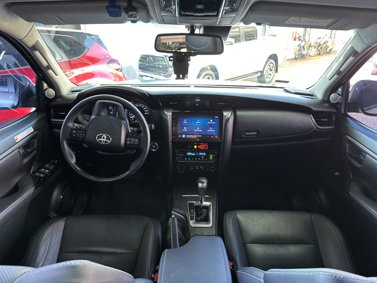 TOYOTA Hilux SW4 SRX Platinum D4-D 2.8TDi 16v 4x4 2024 - miniatura 10