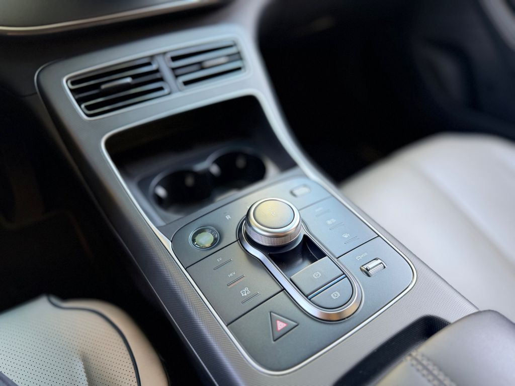 BYD King GL DM-i 1.5 16v 2025 - miniatura 12