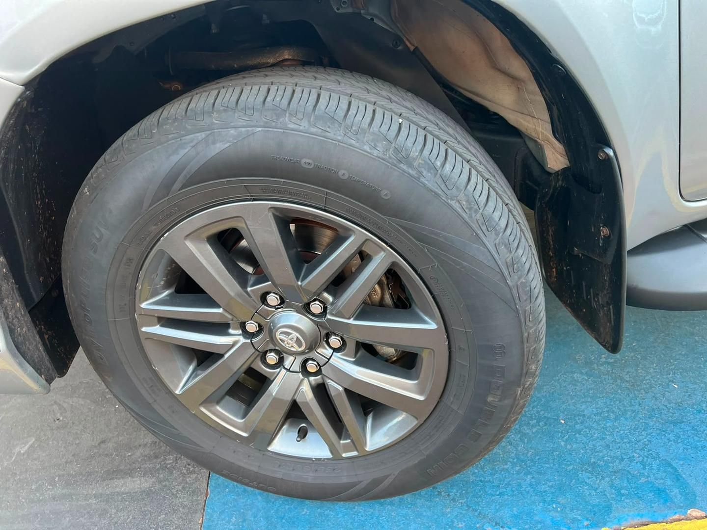 TOYOTA Hilux SRV D4-D 2.8TDi 16v 4X4 C.D. 2019 - miniatura 10