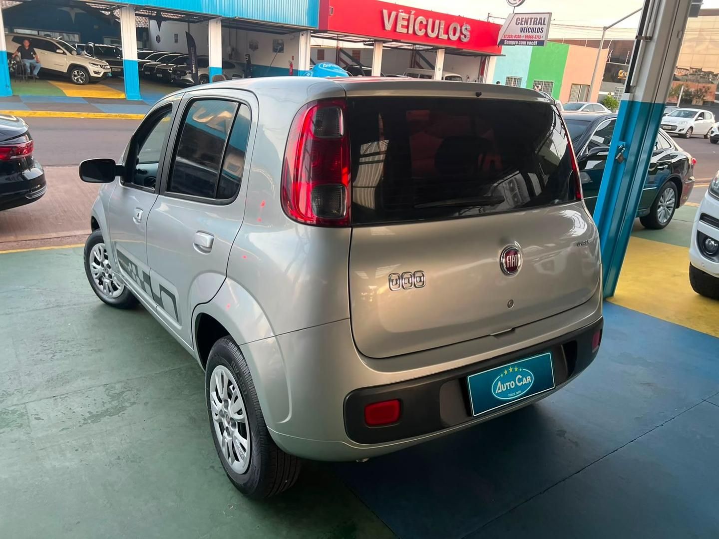 FIAT Uno Vivace 1.0 4p. 2016 - miniatura 4