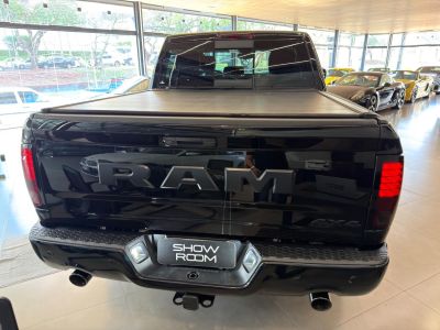 RAM 1500 Classic Laramie 5.7 V8 4X4 C.D. 2022 - miniatura 9