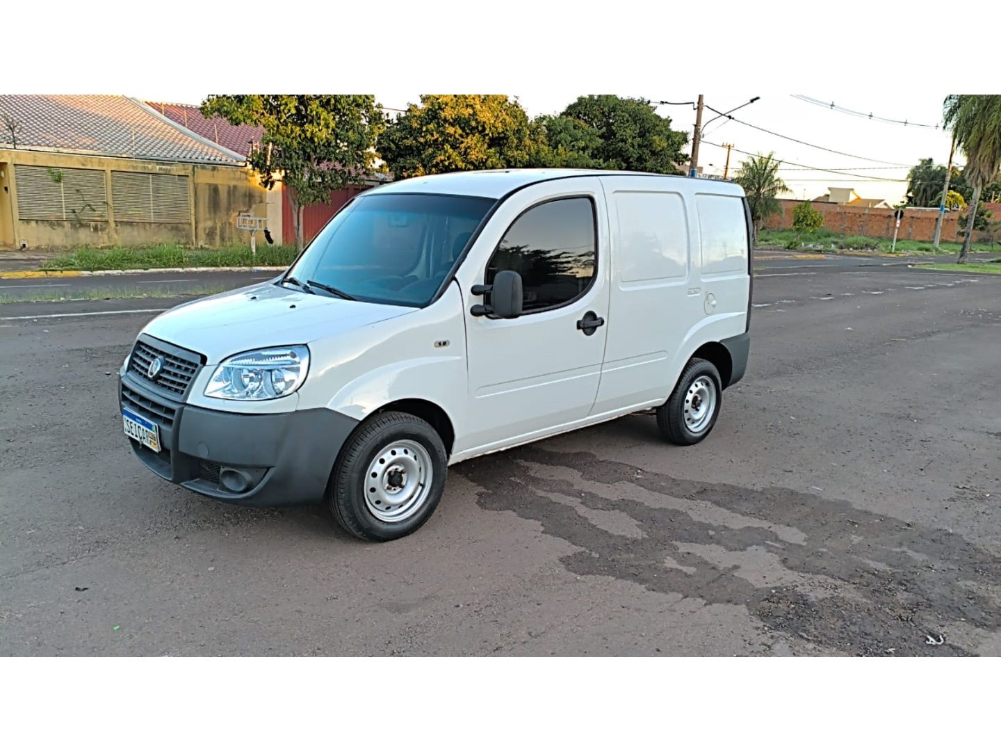 FIAT Doblo Cargo 1.8 16v 2014 - miniatura 3