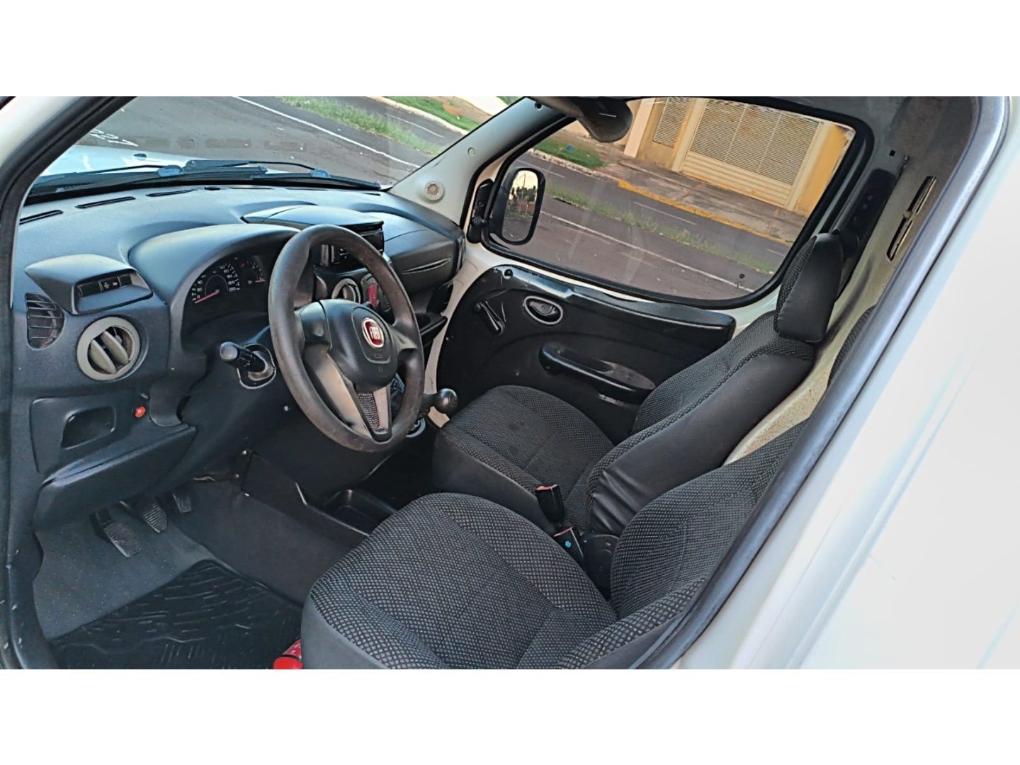 FIAT Doblo Cargo 1.8 16v 2014 - miniatura 12