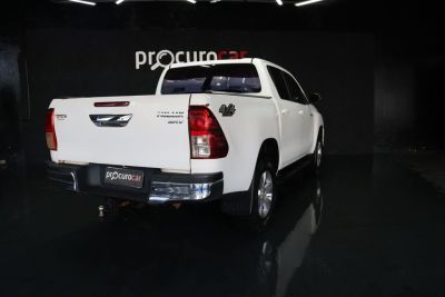 TOYOTA Hilux SRV D4-D 2.8TDi 16v 4X4 C.D. 2017 - miniatura 2