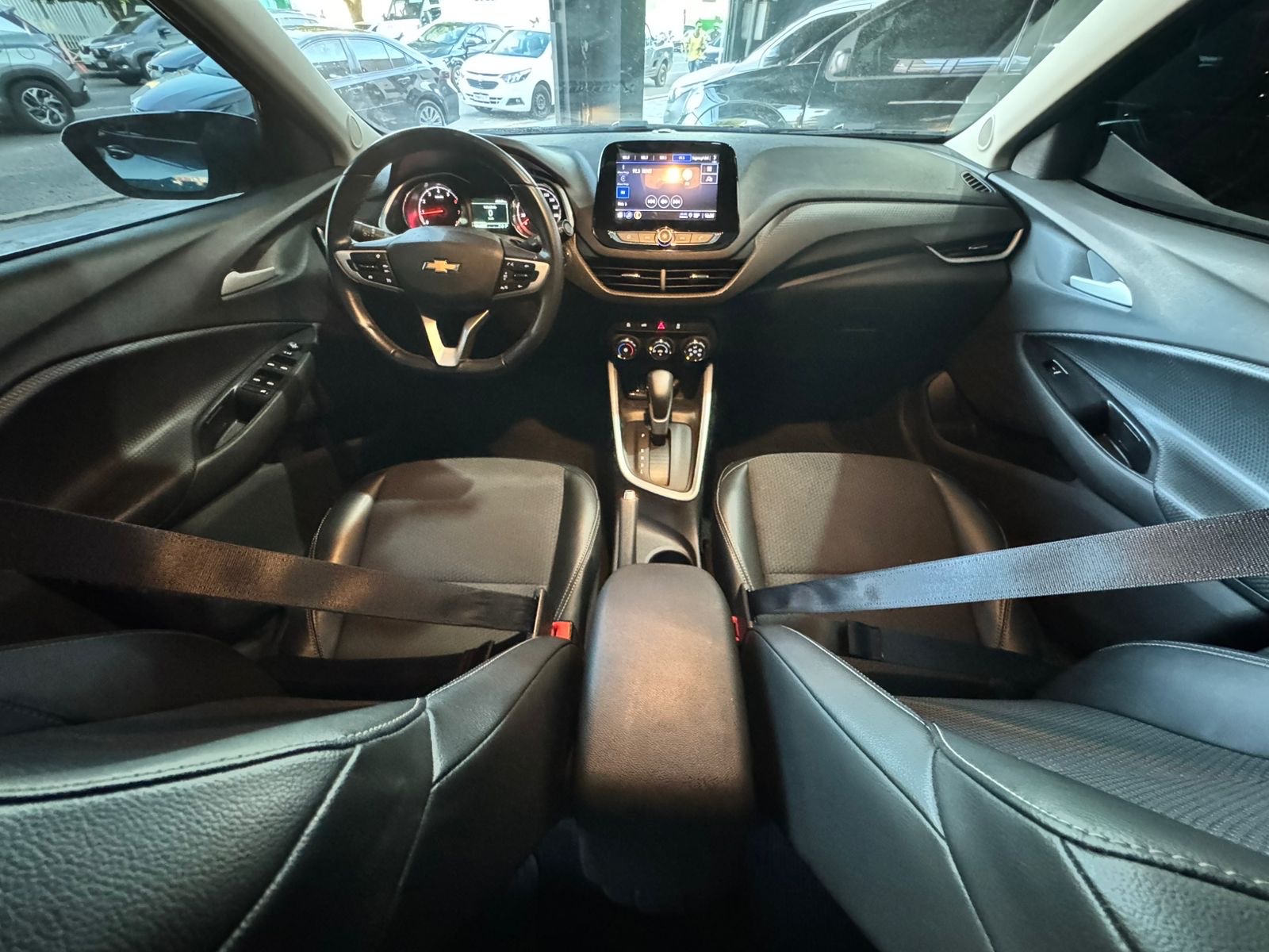 CHEVROLET Onix Sedan Plus 1.0T 12v 2025 - miniatura 10