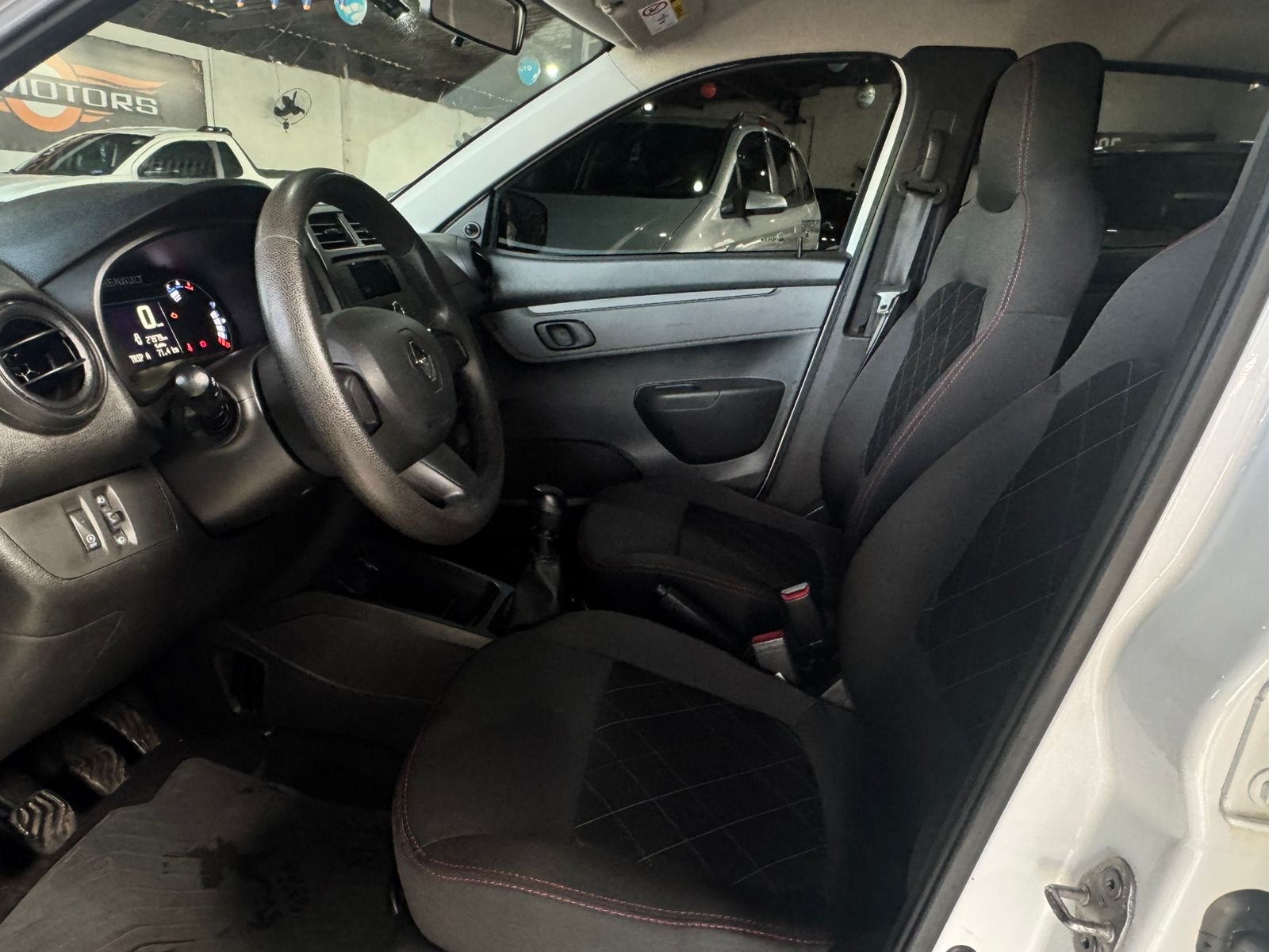 RENAULT Kwid Zen 1.0 12v 2025 - miniatura 8