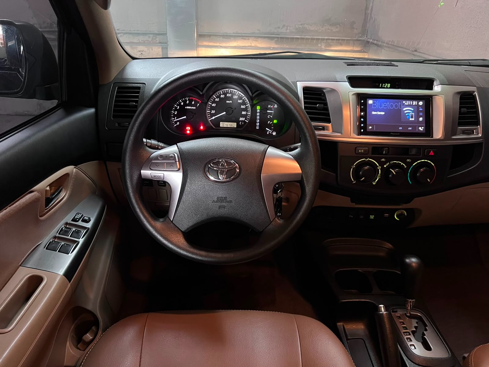 TOYOTA Hilux SW4 2.7 16v 2015 - miniatura 9