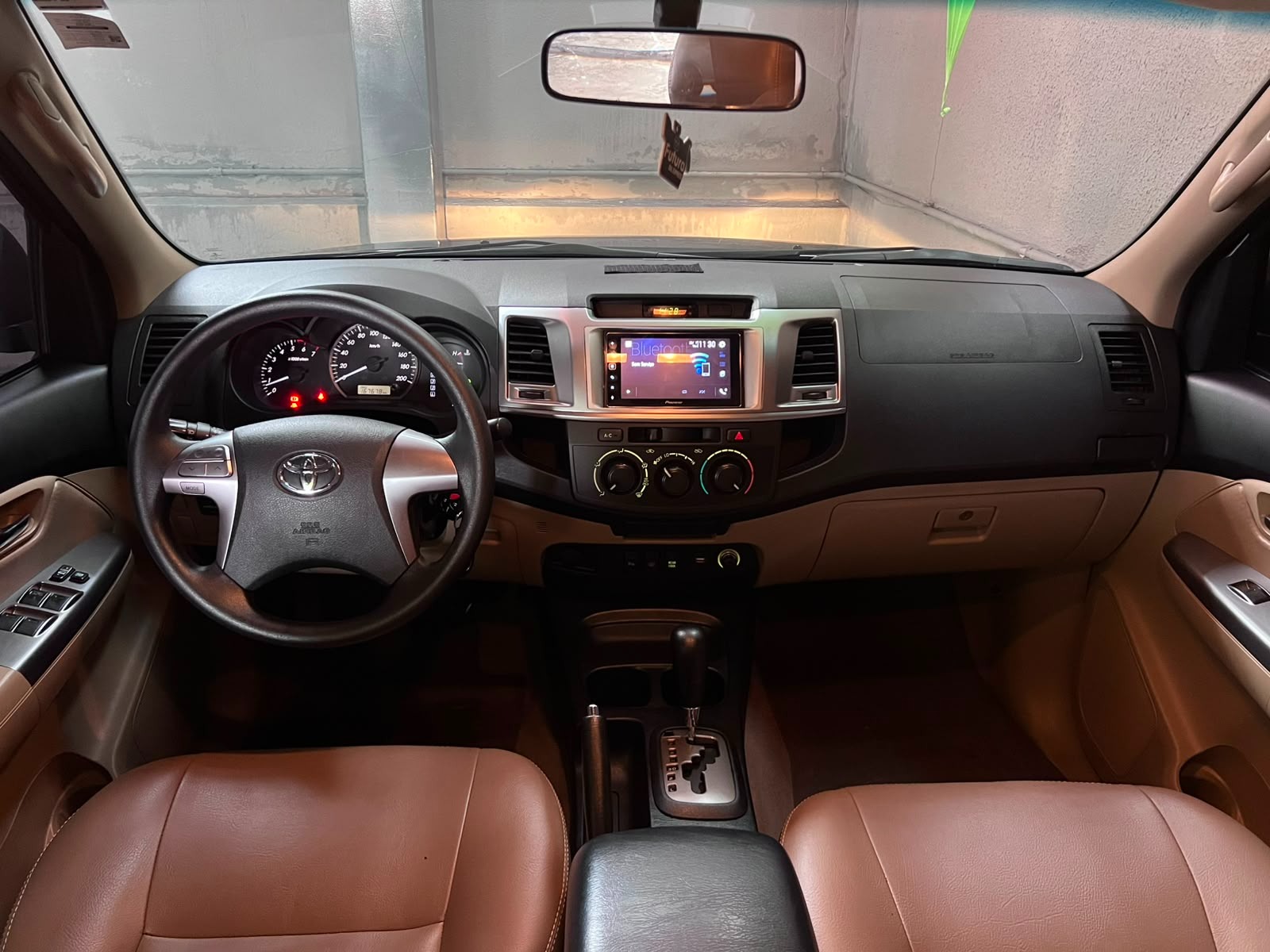 TOYOTA Hilux SW4 2.7 16v 2015 - miniatura 11
