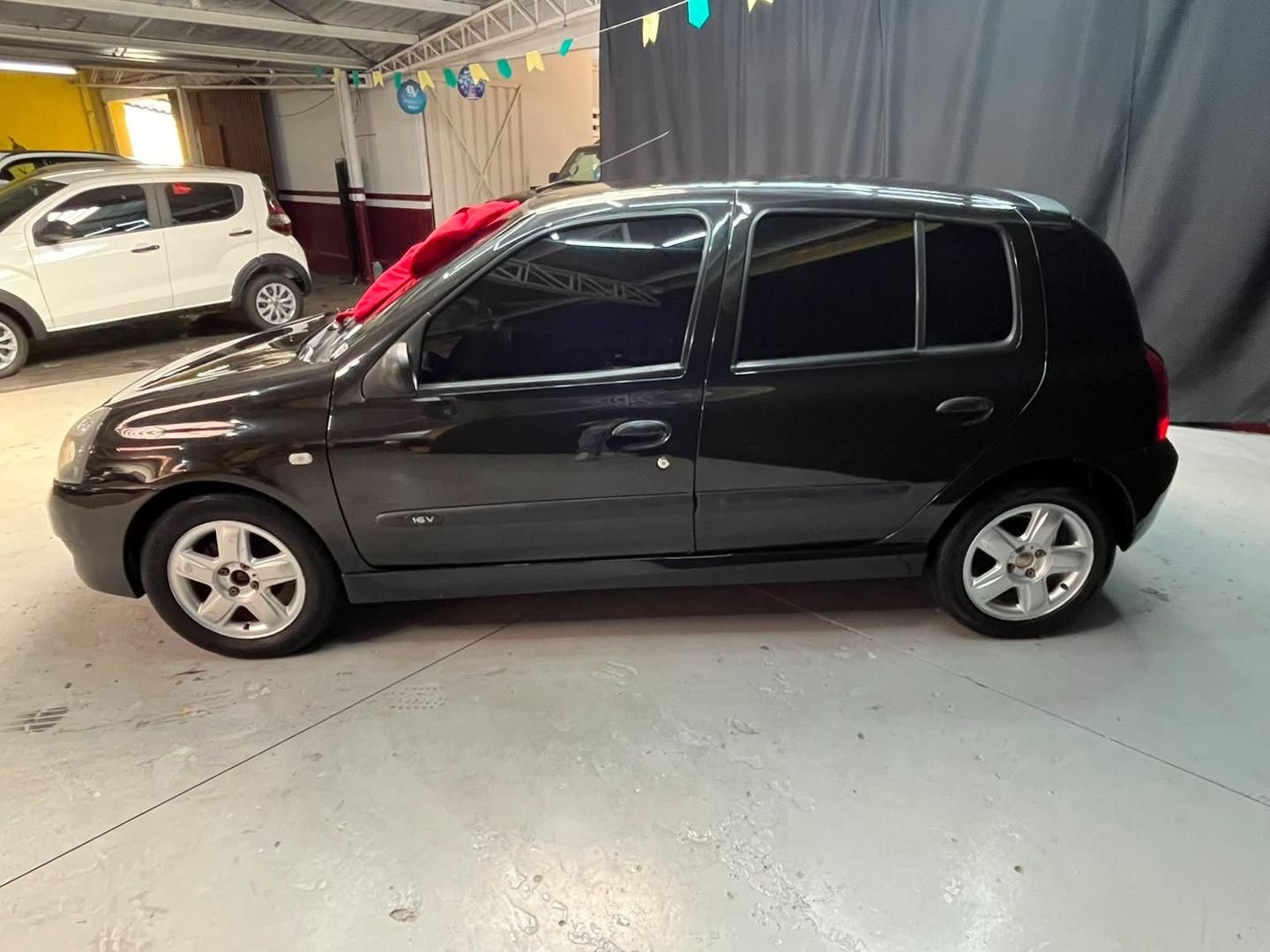 RENAULT Clio Hatch 1.0 16v 4p. 2006 - miniatura 4