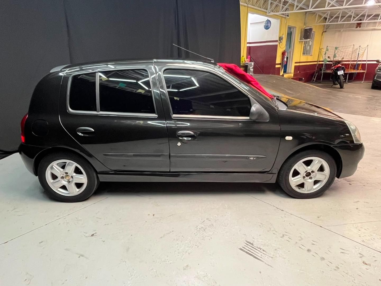 RENAULT Clio Hatch 1.0 16v 4p. 2006 - miniatura 8