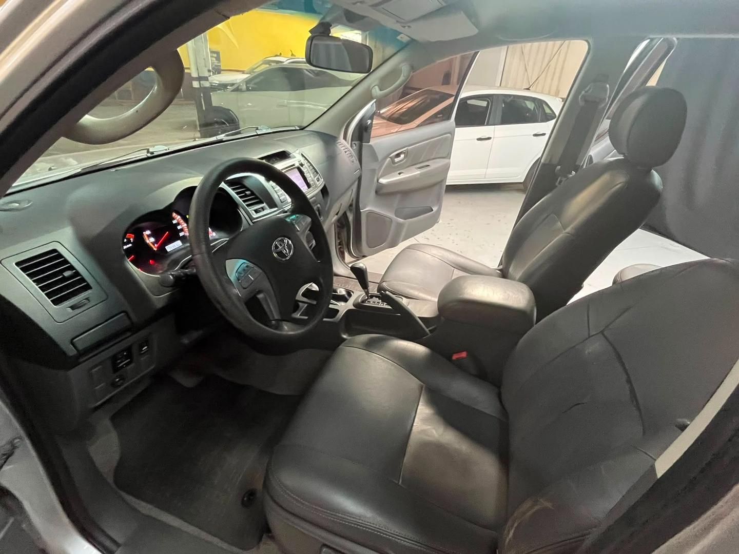 TOYOTA Hilux SRV D4-D 3.0TDi 16v 4X4 C.D. 2014 - miniatura 11
