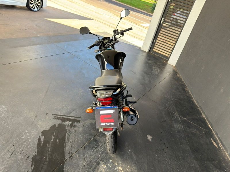 YAMAHA YBR 125 ED Factor 2017 - miniatura 2