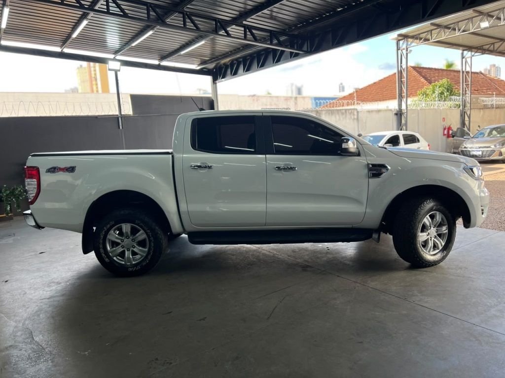 FORD Ranger XLT 3.2TDCi 20v 4x4 C.D. 2022 - miniatura 8