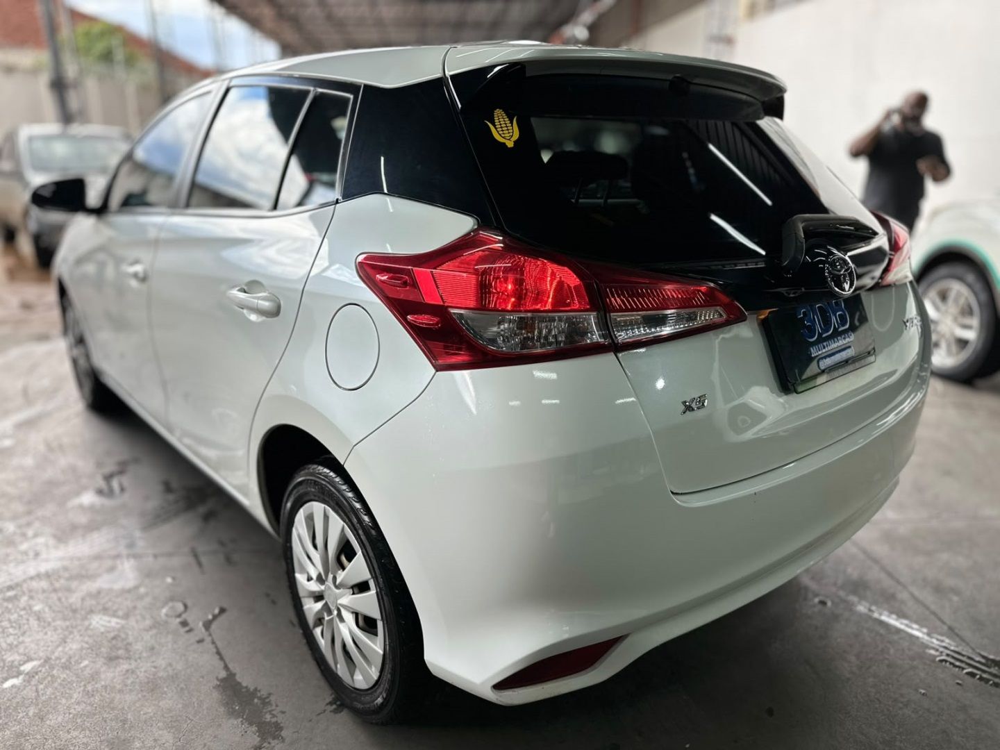 TOYOTA Yaris Hatch XS Connect 1.5 16v 2023 - miniatura 13