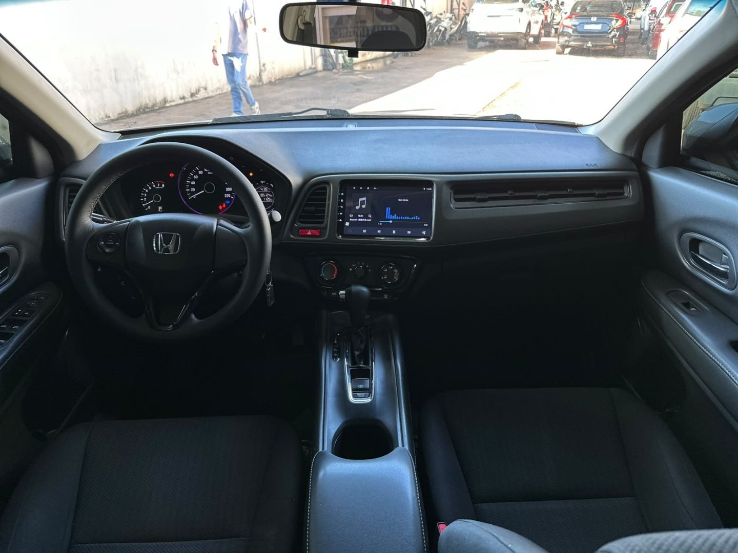 HONDA HR-V LX 1.8 16v 2018 - miniatura 9