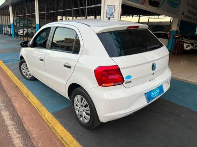 VOLKSWAGEN Gol 1.0 4p. 2022 - miniatura 4