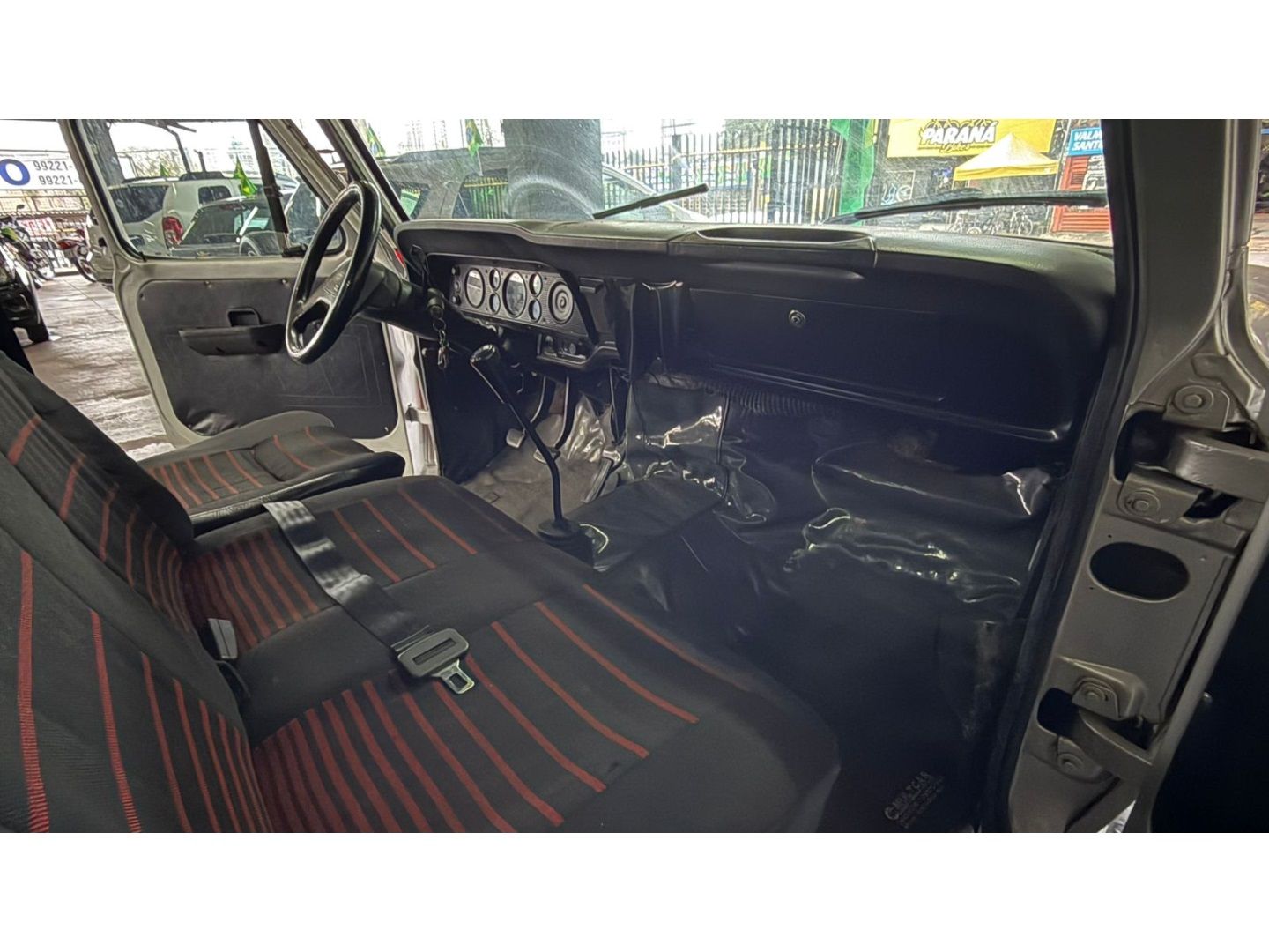 FORD F1000 Turbo 3.9TD 1988 - miniatura 9