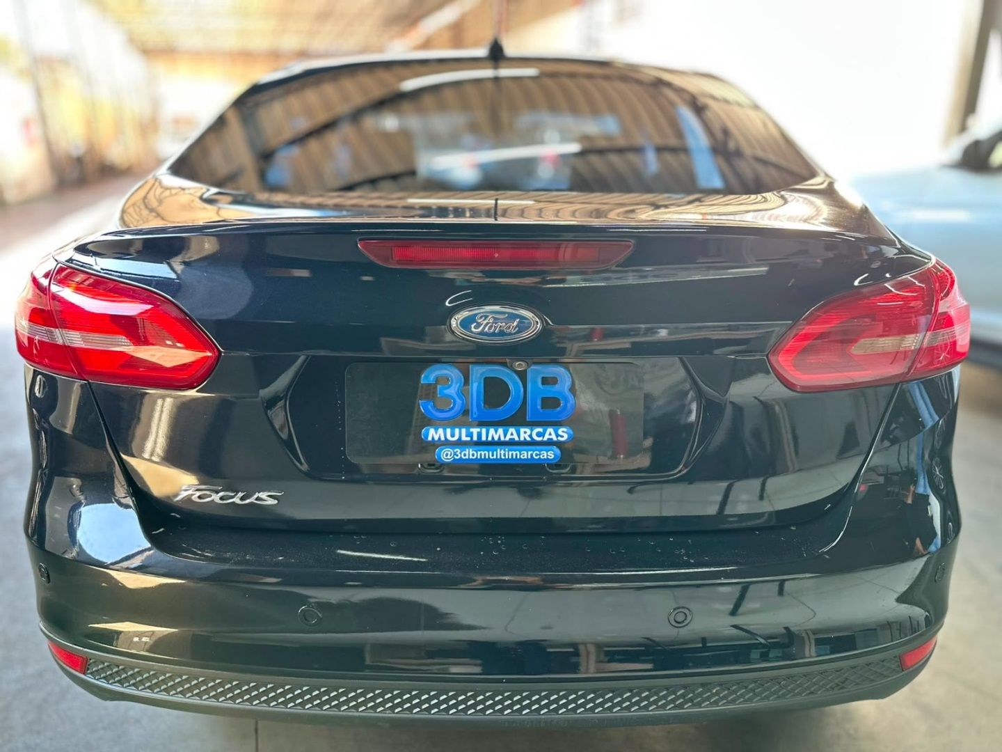 FORD Focus Sedan SE 2.0 16v Powershift 2018 - miniatura 3