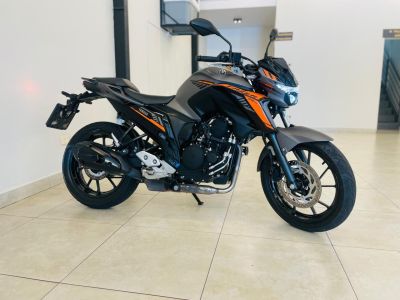 YAMAHA FZ25 250 Fazer 2025