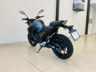 YAMAHA FZ25 250 Fazer 2025 - miniatura 4