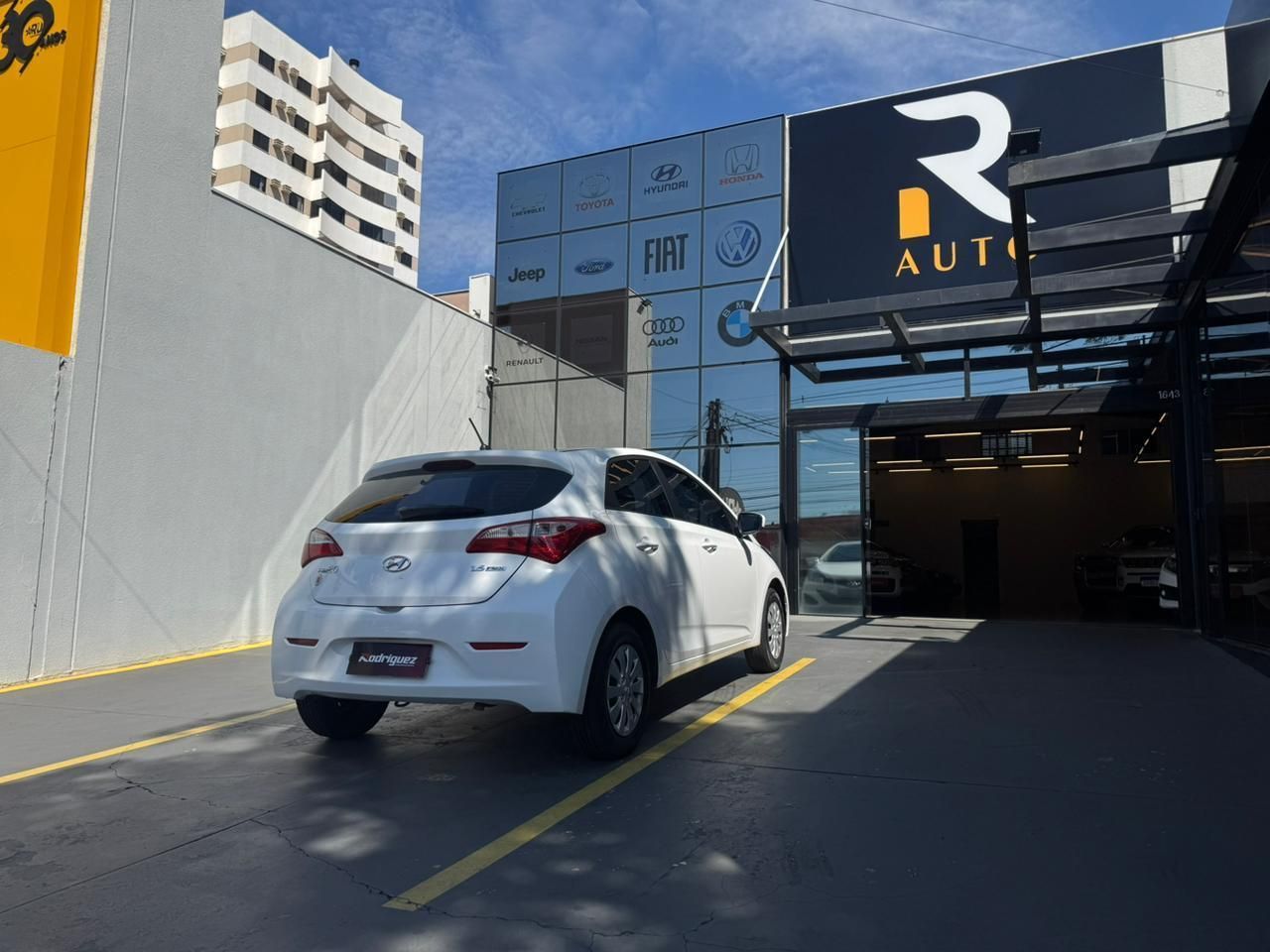 HYUNDAI HB20 Comfort 1.6 16v 2014 - miniatura 4
