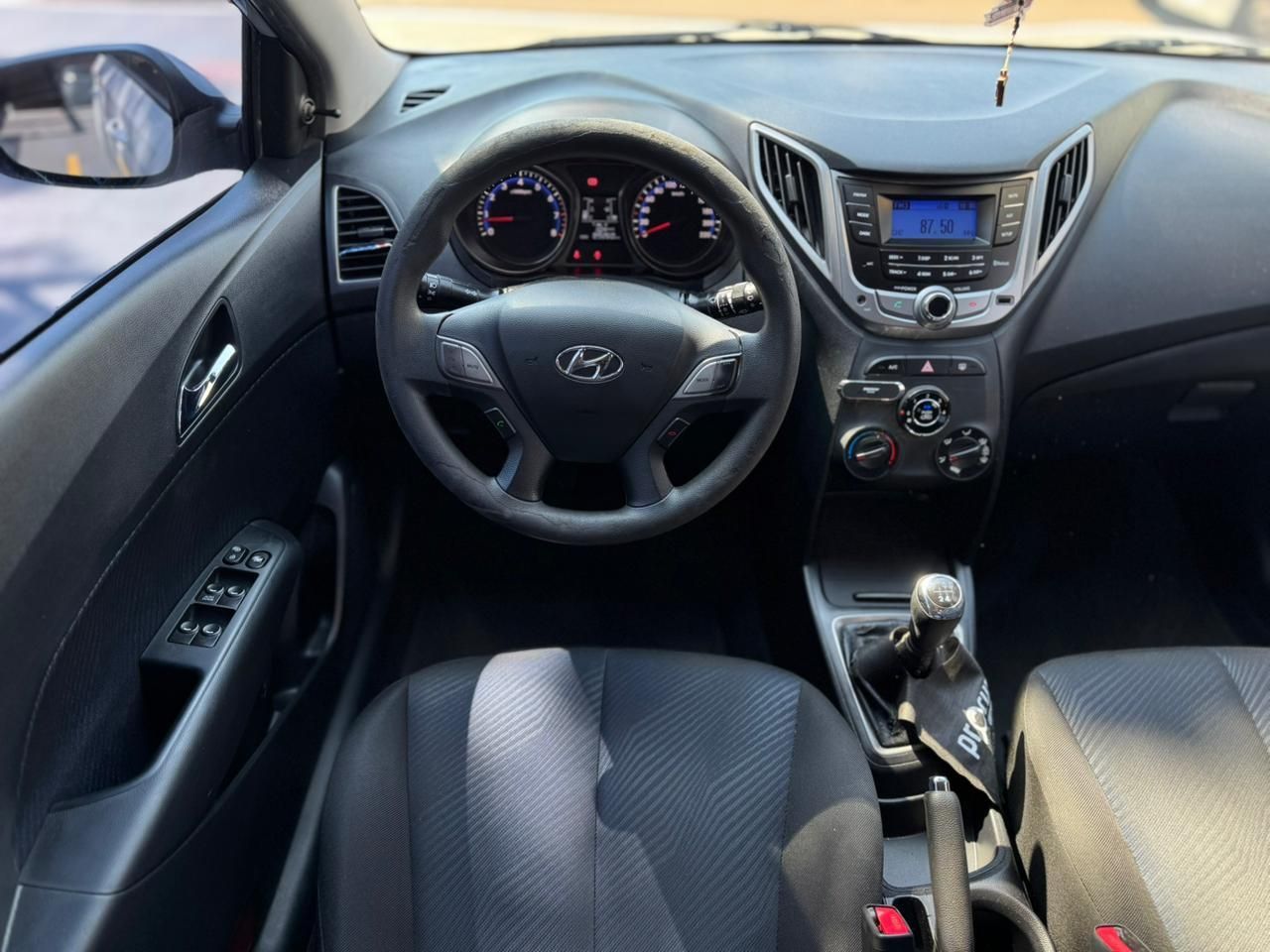 HYUNDAI HB20 Comfort 1.6 16v 2014 - miniatura 6