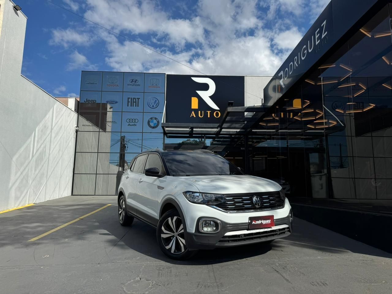 VOLKSWAGEN T-Cross Highline 1.4 16v TSi 2024