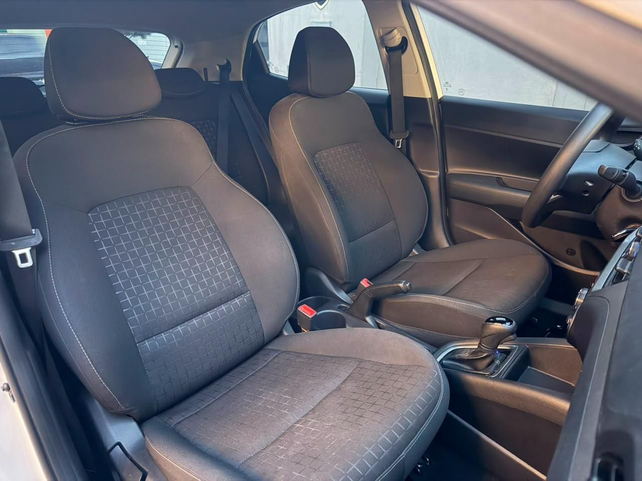 HYUNDAI HB20 Comfort Plus 1.0T 12v 2025 - miniatura 11