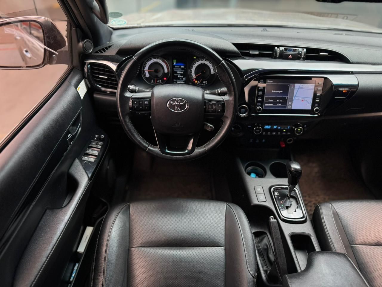 TOYOTA Hilux SRX D4-D 2.8TDi 16v 4X4 C.D. 2020 - miniatura 8