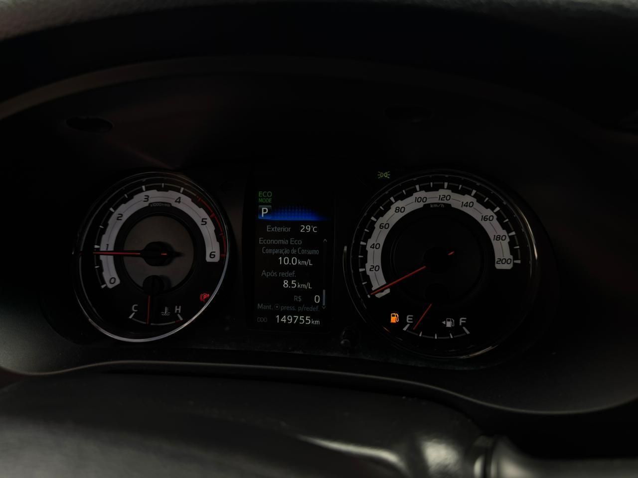 TOYOTA Hilux SRX D4-D 2.8TDi 16v 4X4 C.D. 2020 - miniatura 9