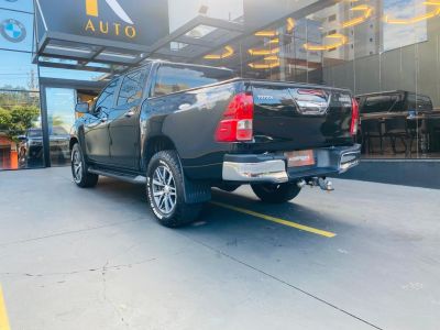 TOYOTA Hilux SRX D4-D 2.8TDi 16v 4X4 C.D. 2018 - miniatura 4