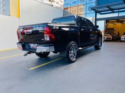 TOYOTA Hilux SRX D4-D 2.8TDi 16v 4X4 C.D. 2018 - miniatura 5
