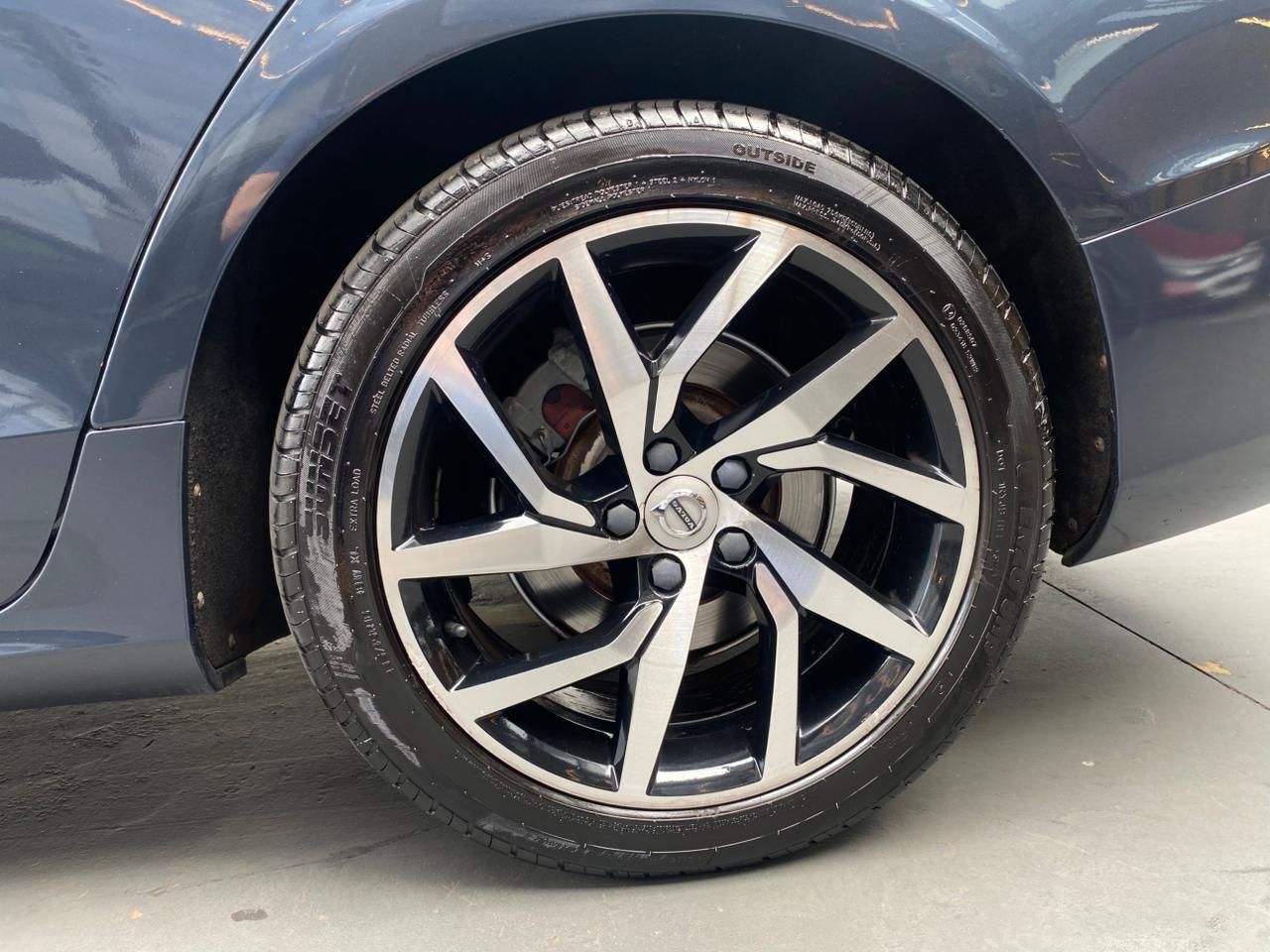 VOLVO S60 T-4 Momentum 2.0T 16v 2020 - miniatura 15