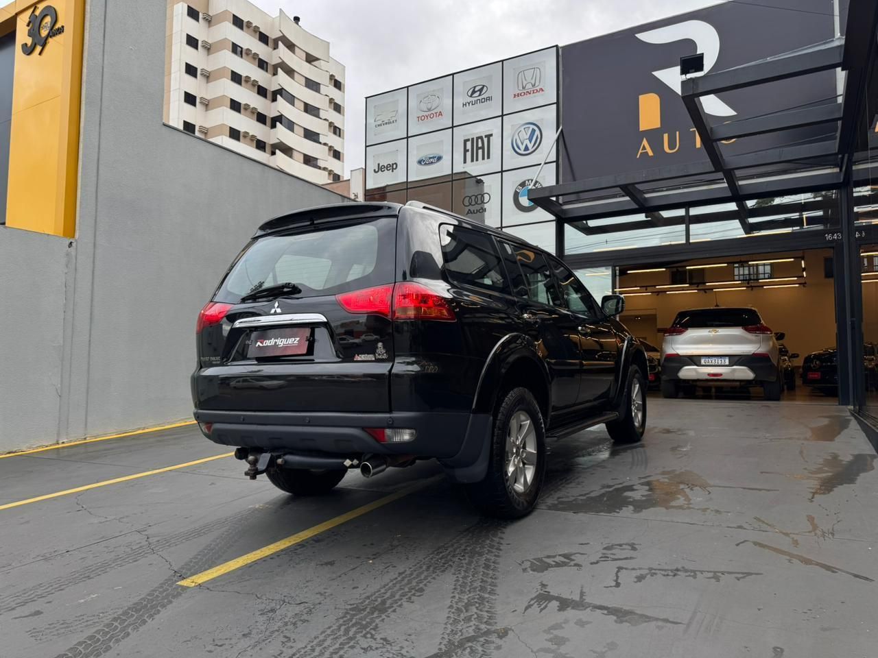 MITSUBISHI Pajero Dakar 3.2TDi 16v 4x4 2013 - miniatura 4