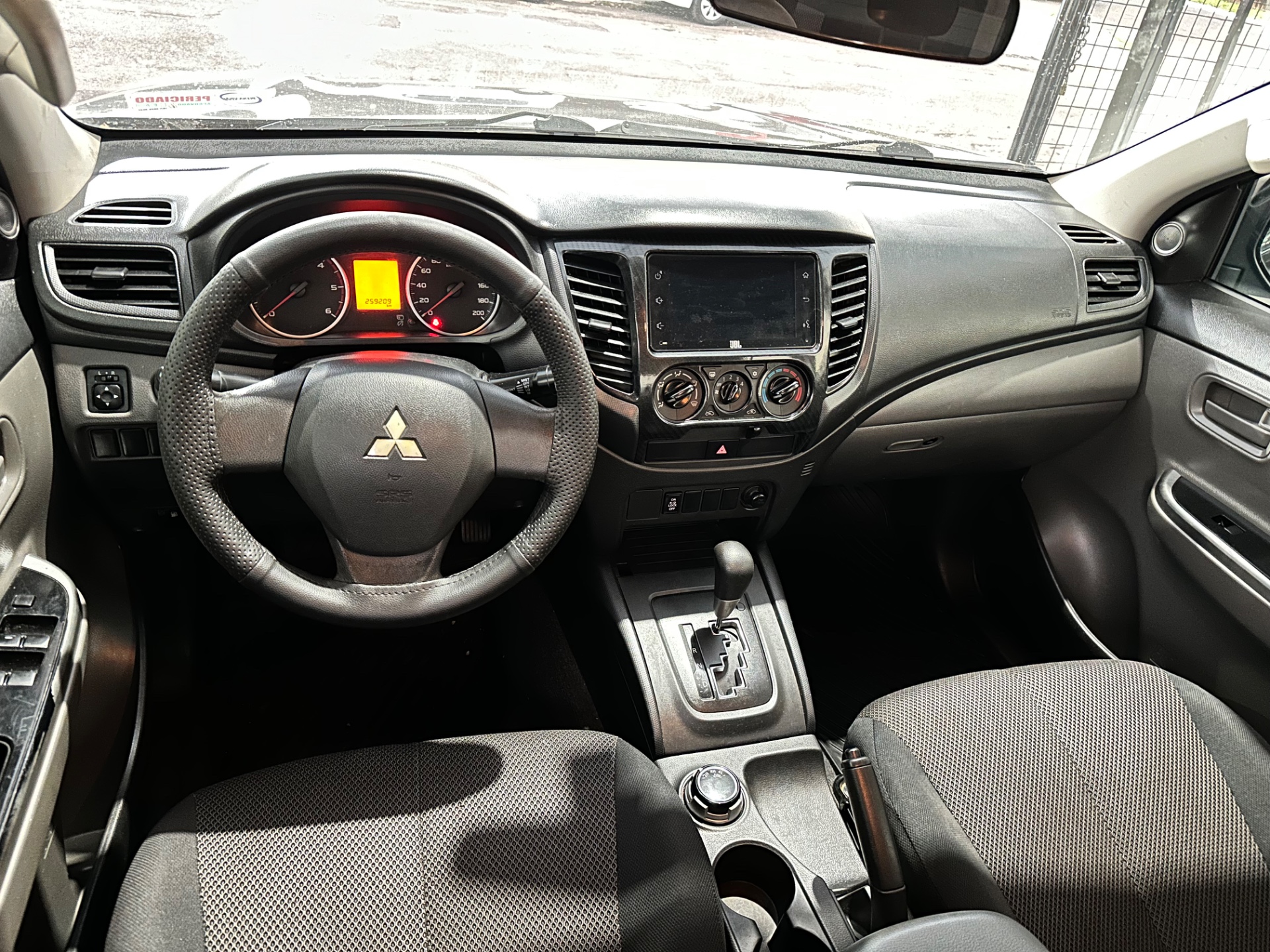 MITSUBISHI L200 Triton Sport GLS 2.4TDi 16v 4X4 C.D. 2022 - miniatura 8