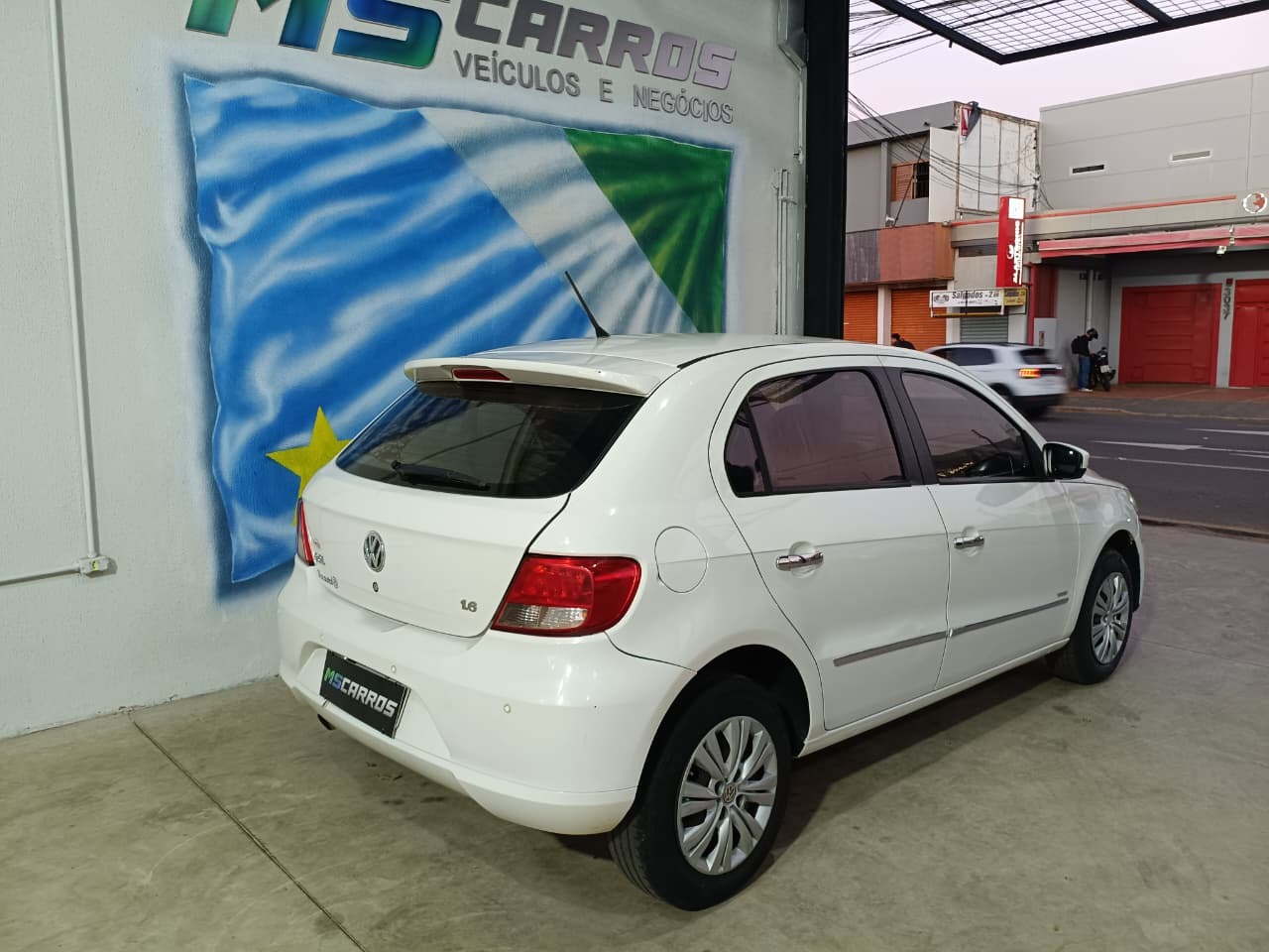 VOLKSWAGEN Gol Trend 1.6 4p. 2013 - miniatura 4