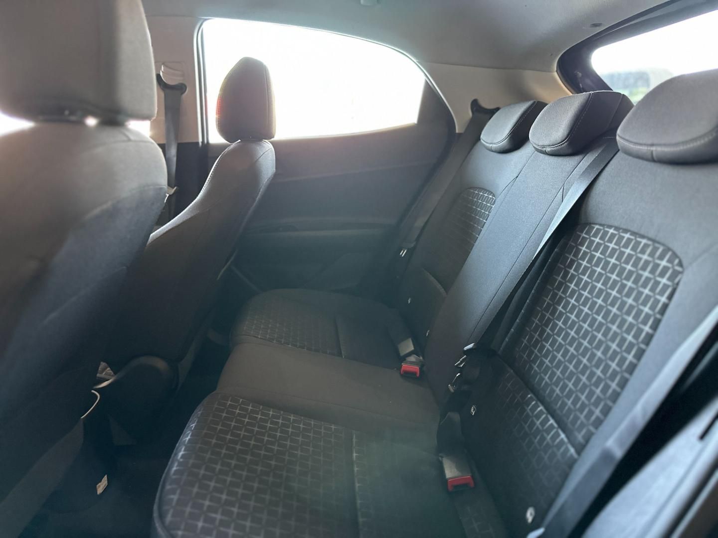 HYUNDAI HB20 Comfort 1.0 12v 2025 - miniatura 9