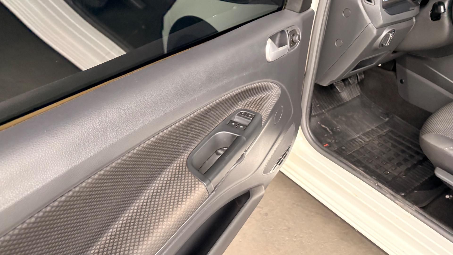 VOLKSWAGEN Saveiro Trendline 1.6 C.S. 2021 - miniatura 8