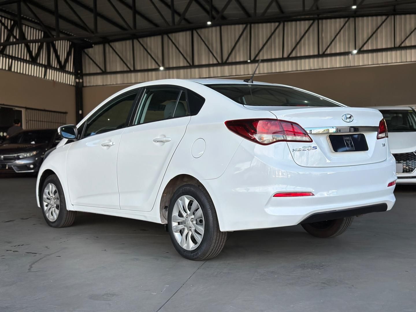 HYUNDAI HB20S Comfort Plus 1.6 16v 2019 - miniatura 4